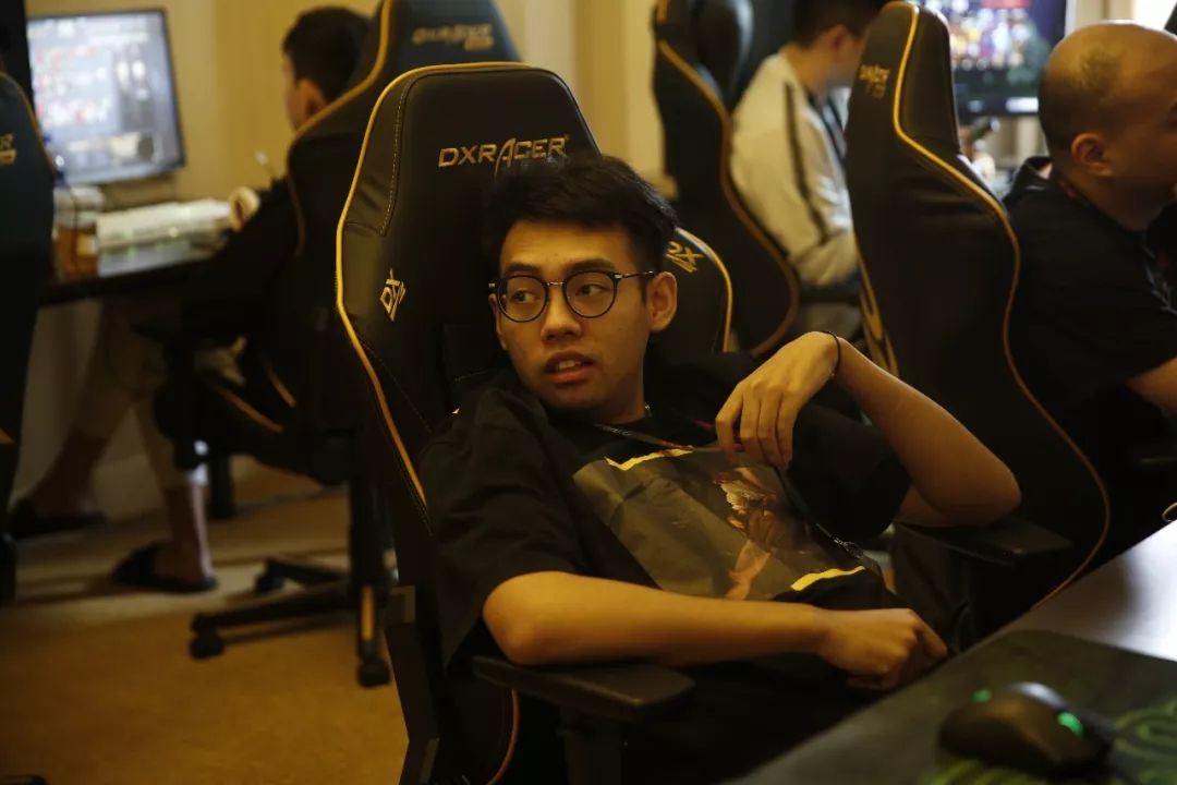 LPL季后赛对阵：OMG首轮战WE，WBG／LNG／JDG／TES同半区