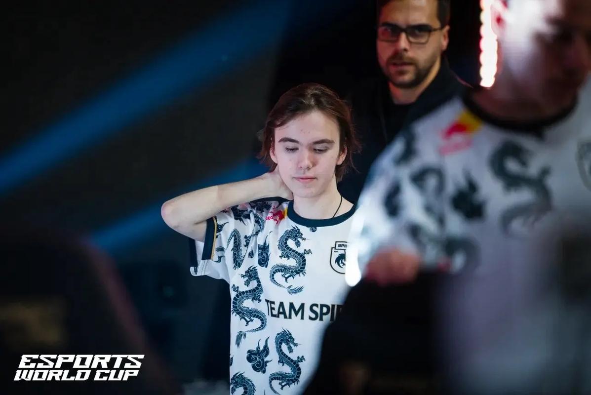 眼见为实！LPL赛区连续两年有四支战队晋级八强