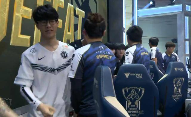 越南代表队教练SofM：这次也是抱着学习的态度来到了韩国参加热身赛