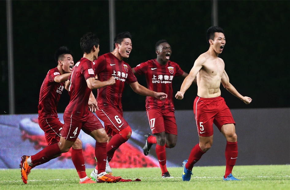 通过阵容